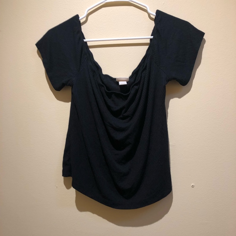 🖤  black off the shoulder ribbed crop top  🖤